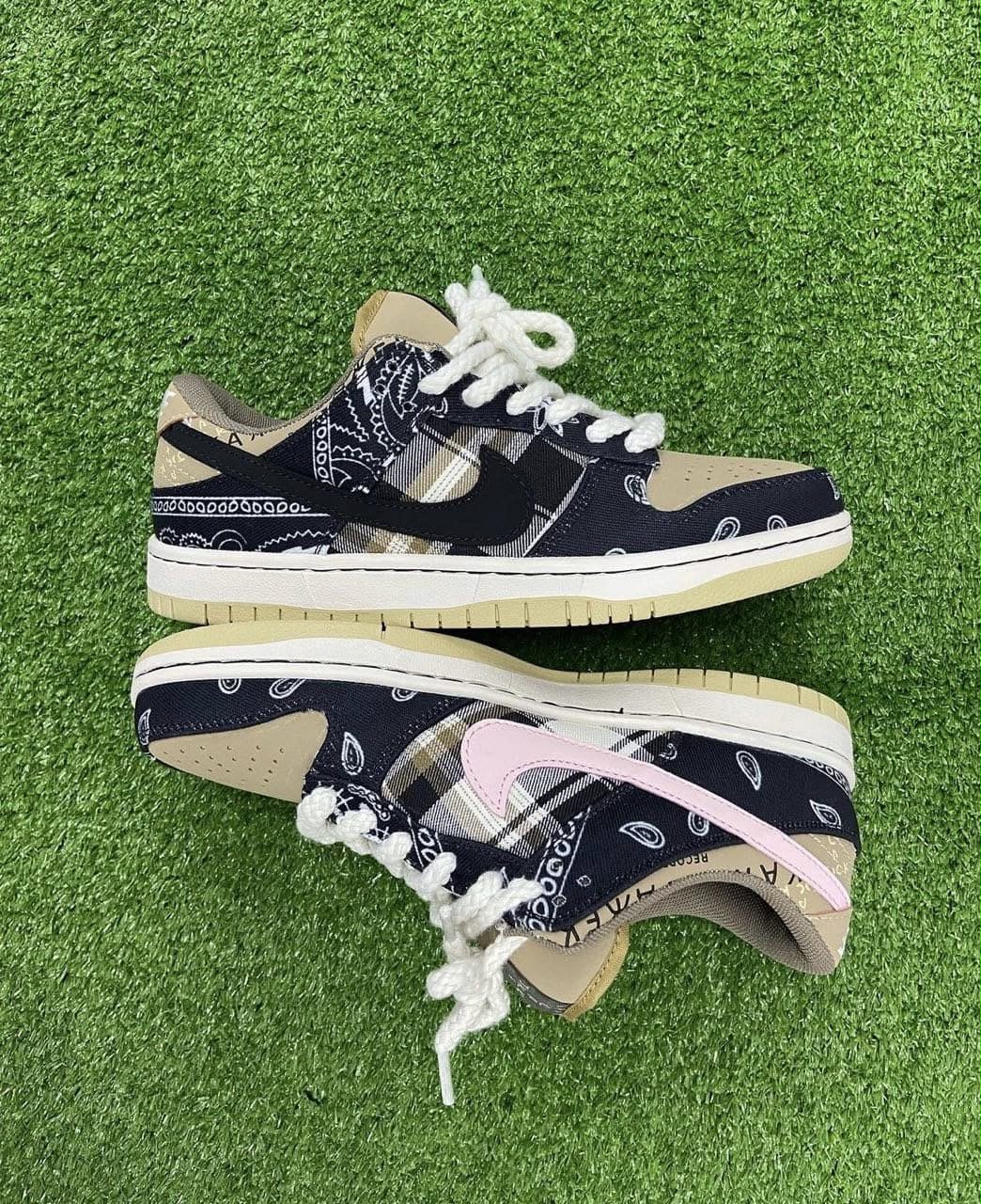 Dunk Low - Image 40