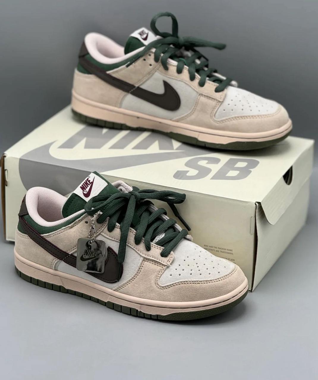 Dunk Low - Image 29