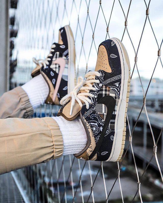 Dunk Low - Image 27