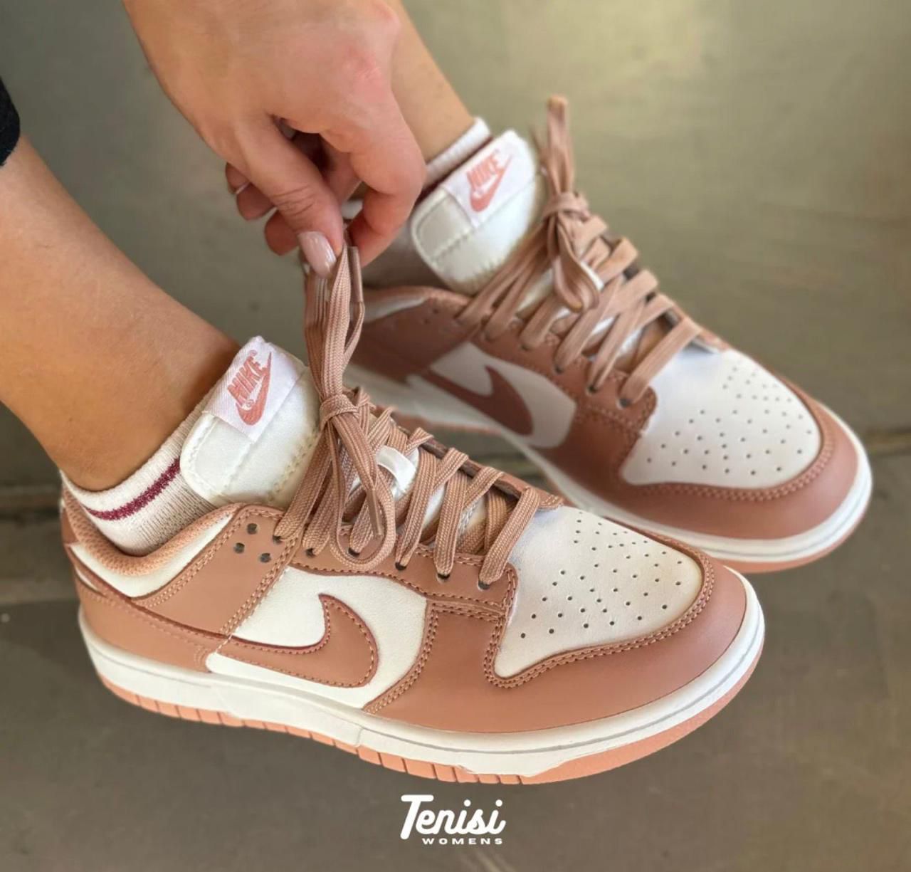 Dunk Low - Image 23