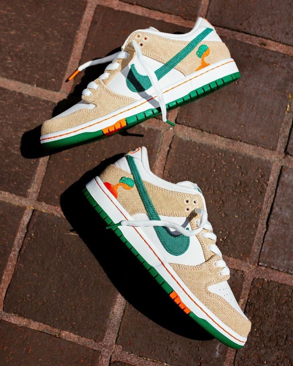 Dunk Low - Image 18