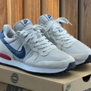 Internationalist